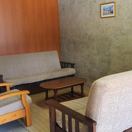 הוילה Viloví de Oñar Turisme Rural Les Moreres מראה חיצוני תמונה