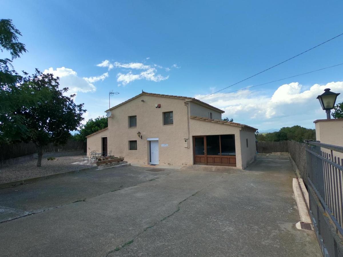 הוילה Viloví de Oñar Turisme Rural Les Moreres מראה חיצוני תמונה